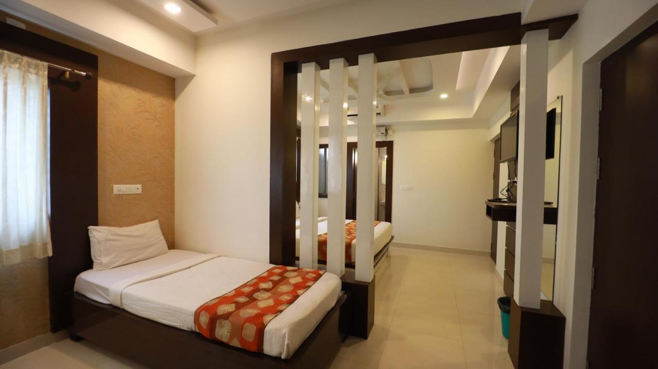 Silver Suite Chikmagalūr Екстериор снимка